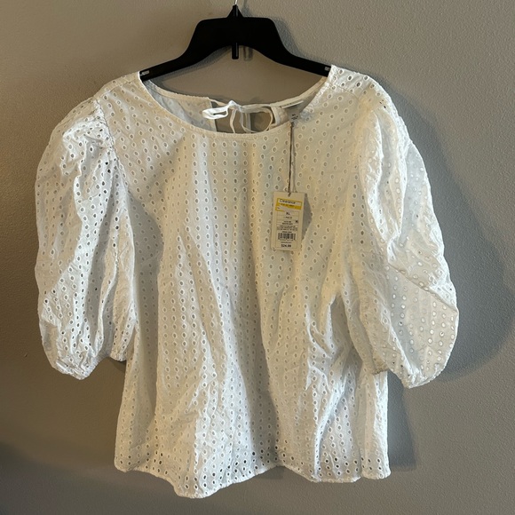 NWT a new day puff sleeve eyelet white blouse - Picture 3 of 10